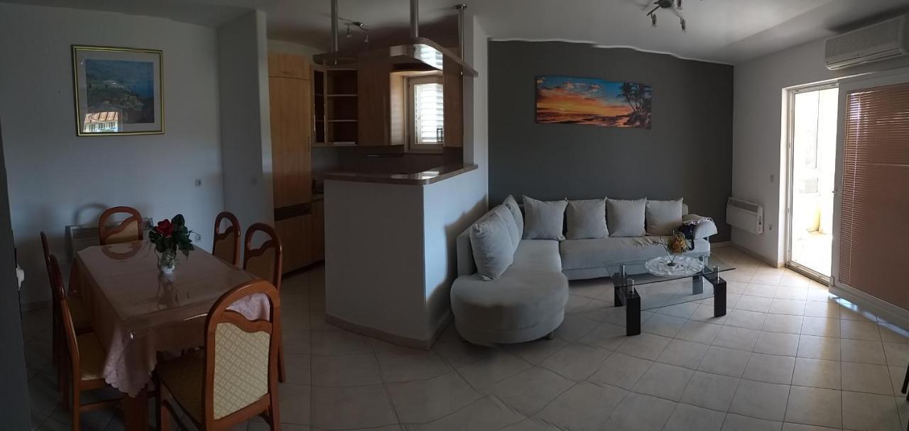 Apartment Rubin Kaštela Buitenkant foto